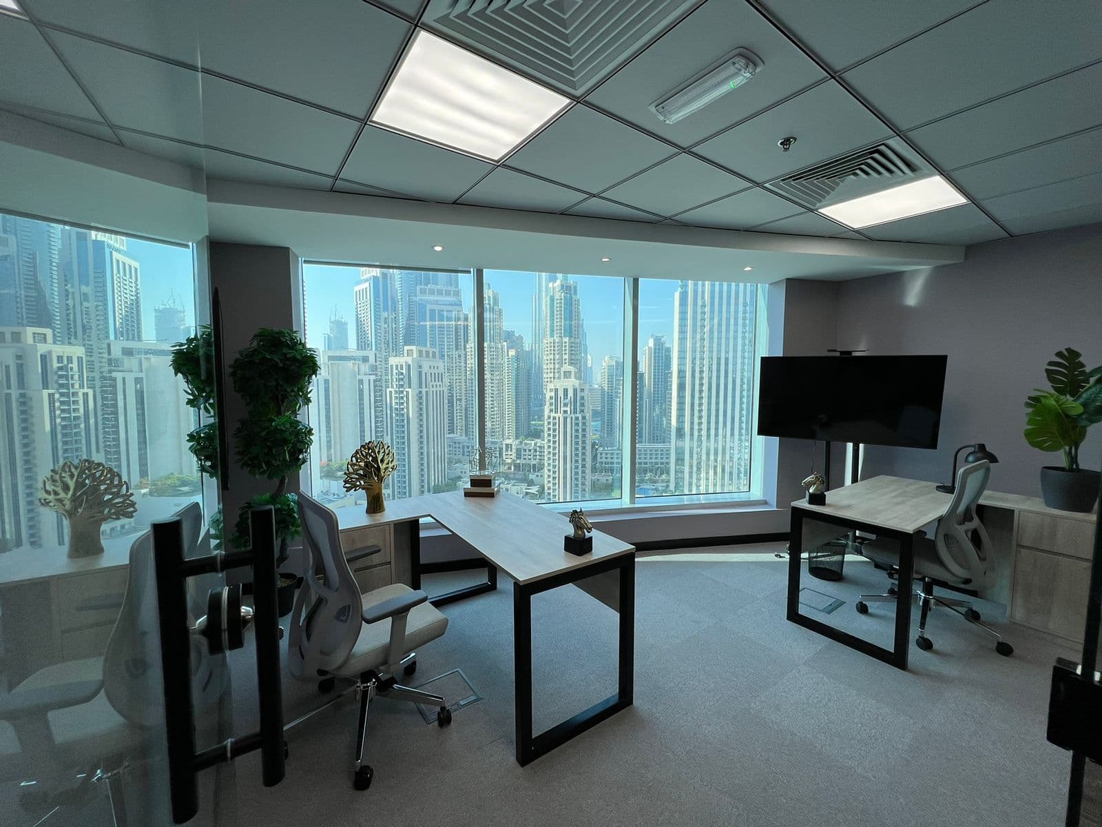 Private office at Jetset Business Center