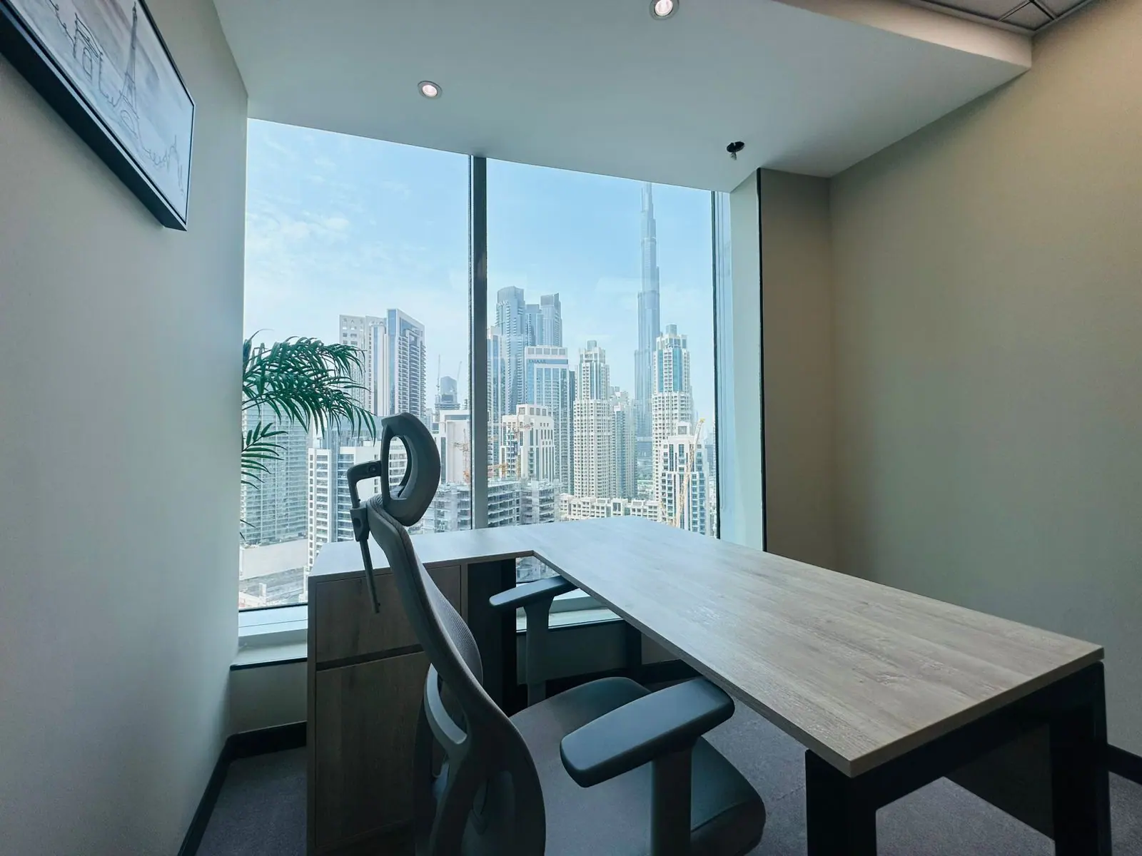 A private office on the glass at Prime Tower